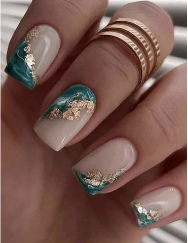 FAUX ONGLES VERA