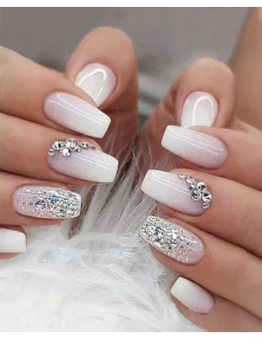 FAUX ONGLES STRASS