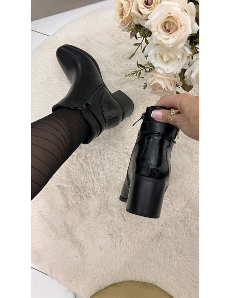 Bottines noires à talons