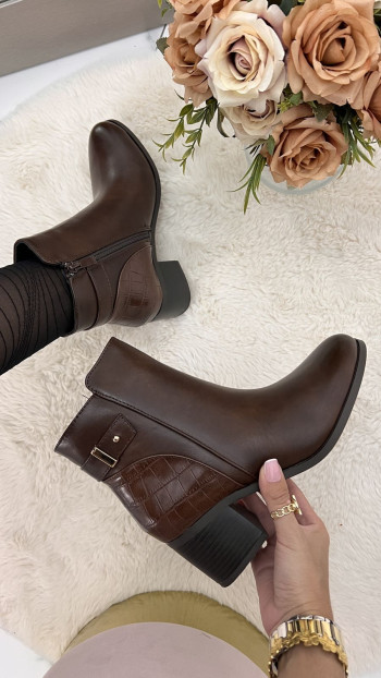 Bottines marrons à talons