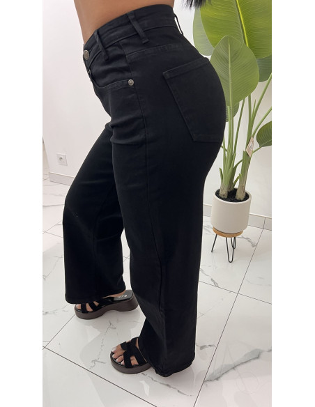 Jeans noir asymétrique