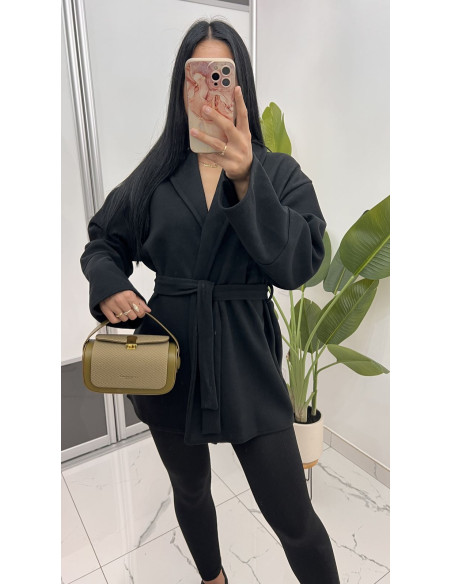 Manteau mi-long a nouer